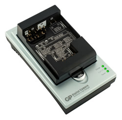 Incarcator universal GPBatteries Romania acumulator camera video Li-Ion